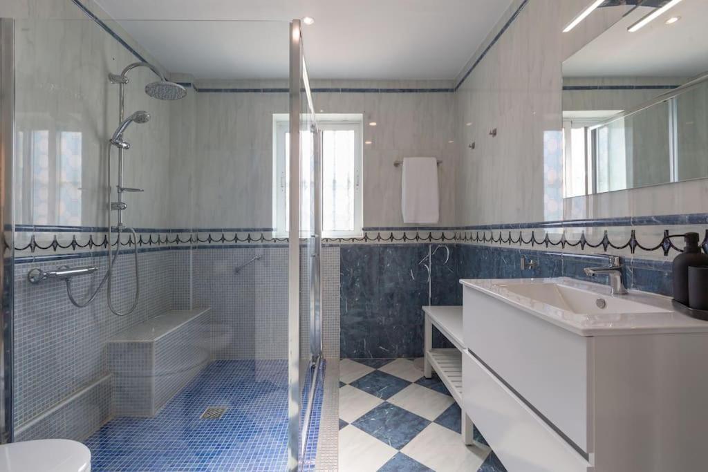 Eden Costa Lago Primera Linea De Mar 토레몰리노스 외부 사진