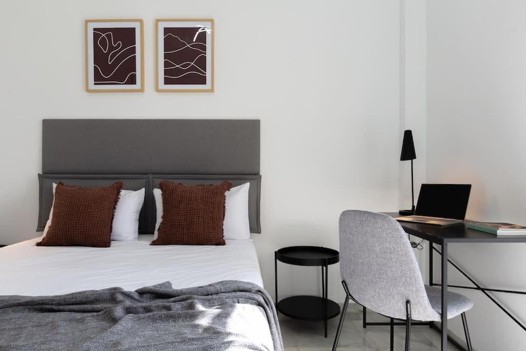 Eden Costa Lago Primera Linea De Mar 토레몰리노스 외부 사진