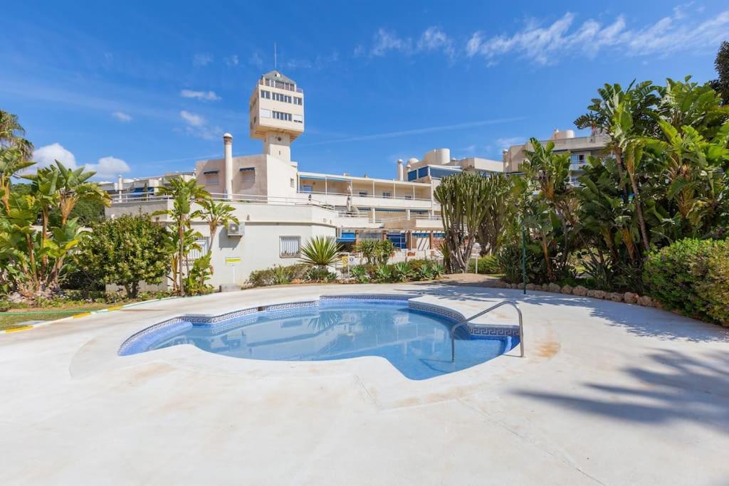 Eden Costa Lago Primera Linea De Mar 토레몰리노스 외부 사진